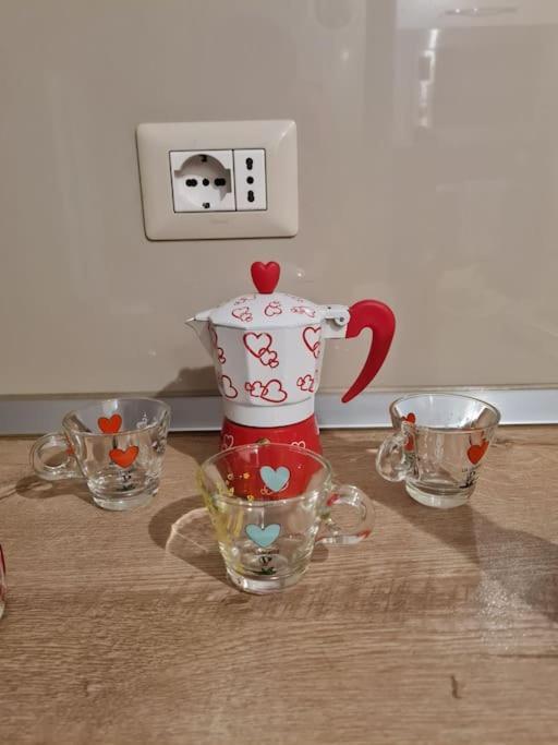 New & Great Located Apartment Near Center 티라나 외부 사진