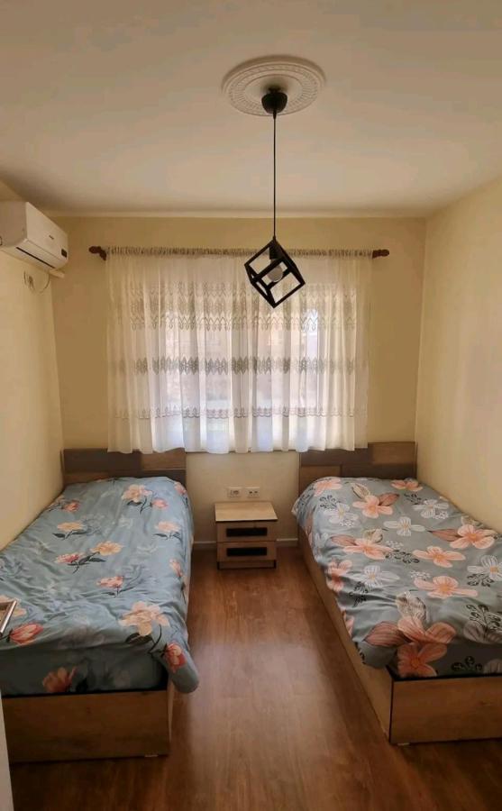 New & Great Located Apartment Near Center 티라나 외부 사진